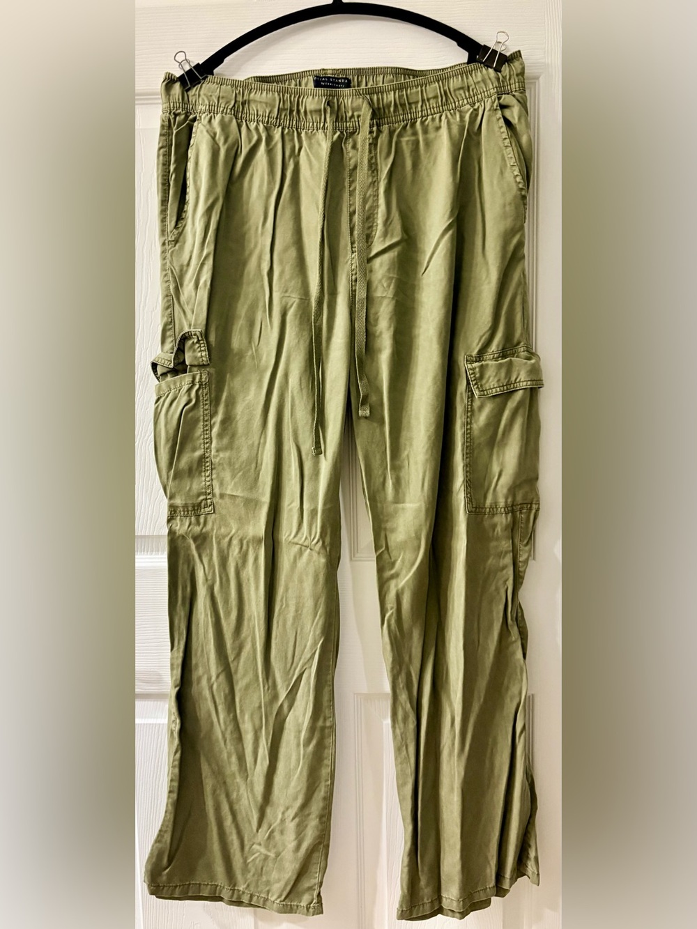 Social Standard by Sanctuary Olive Green Silky Cargo Drawstring Pants size XXL